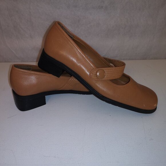 Togo Ladies Size 9M Square Toe Tan Leather Upper Block Heel Shoes - Picture 4 of 8